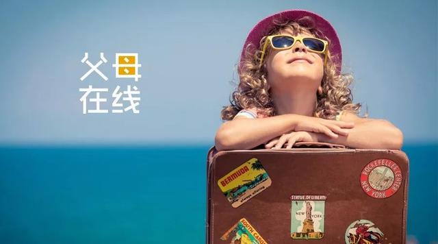 试问家里哪个地方还没有被孩子的贴纸侵占？一招教你搞定孩子的贴纸热情