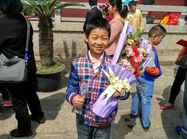 天才级别的书法神童李韶华，究竟是怎么炼成的？