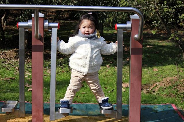 儿科医生：身高猛长期，不能少这3样！天然“助长剂”，娃个子蹿