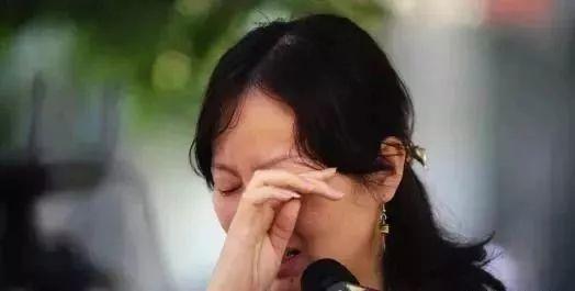 民警旅馆带走中学生情侣：父母必须给孩子这些底线！