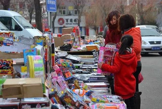 孩子问家里有钱吗？机智妈妈这样回答，孩子可能受益一生！