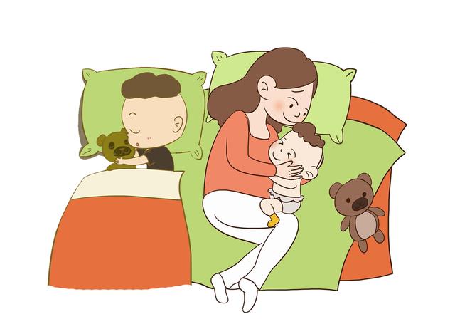 产妇生完二胎后，这个大宝的举动让人动容