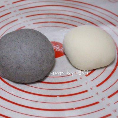 宝宝辅食补钙黑芝麻双色刀切馒头