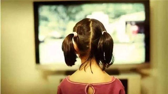 孩子上学是学霸还是学渣，多观察这几个细节，3岁前就能看出来