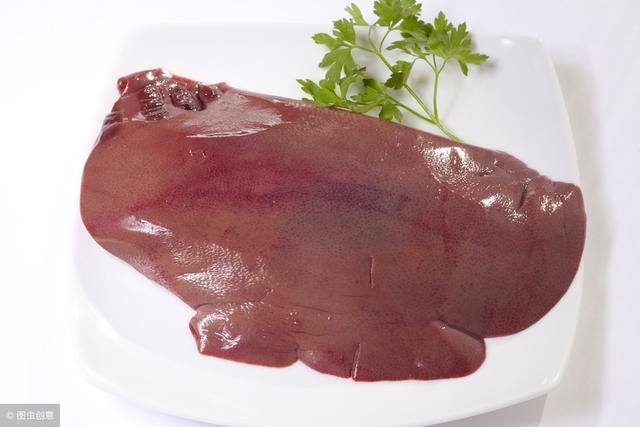 瘦肉、蔬菜加水果，儿研所专家告诉你：孩子缺铁，这样吃最好！