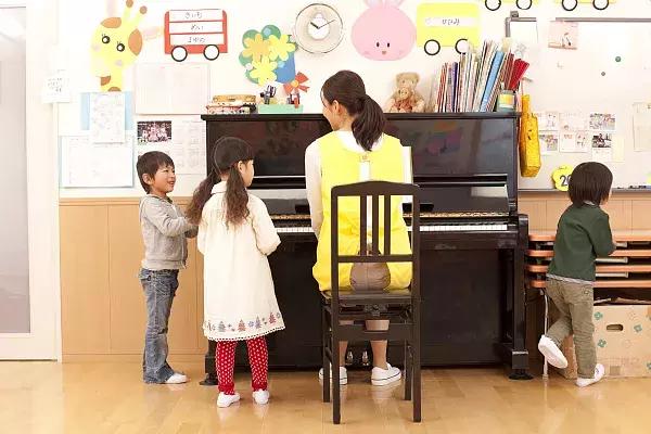 新民快评 | 幼儿园安装监控，有必要但应“可控”
