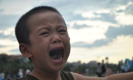 孩子被欺负时，家长不要教孩子说这些，要不然以后只会更加的软弱