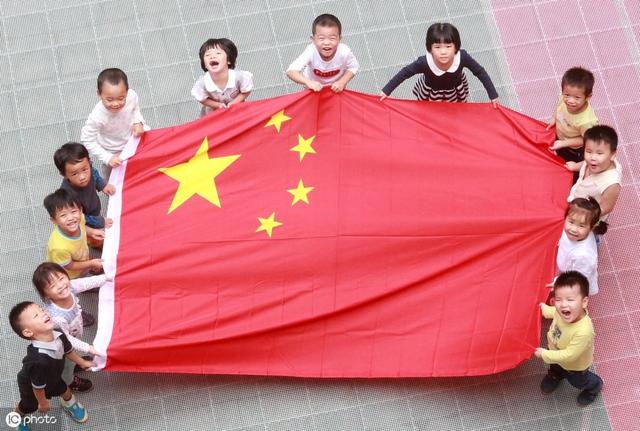 如何给孩子选绘本？父母认准12个权威童书奖项，专家帮你把好关