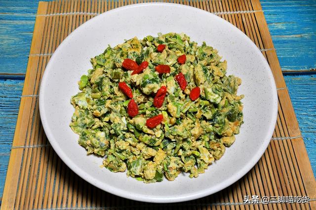 春天，这菜给小孩吃最好，维生素C是苹果的二十倍，身体变强壮