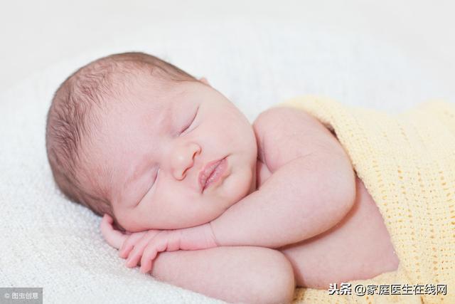 新生儿有这4种变化，都是正常现象，新手爸妈无需太过担心
