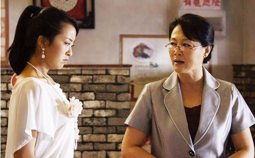 儿媳生孩子后，婆家应不应该给钱？这几位宝妈的话挺戳心