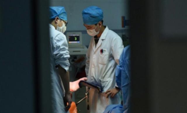 生孩子时，遇到男医生接生是好还是坏？听听过来人怎么说！