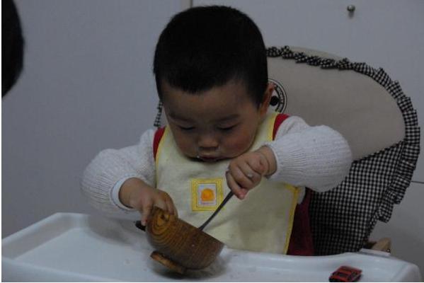 孩子积食不长个？儿科医生：3种饭别喂，尤其第2种，家长别坑娃