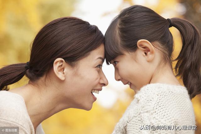 红爆一时的“夸夸群”，最好不要让孩子加入，原因有2点
