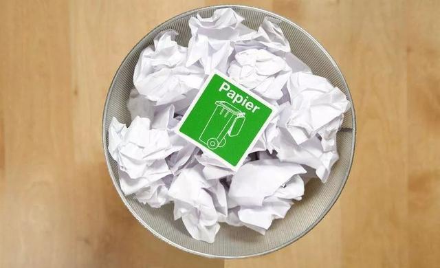 6岁男孩学画画染上这个坏毛病，妈妈以为是性格有问题，没想到却是这个原因......