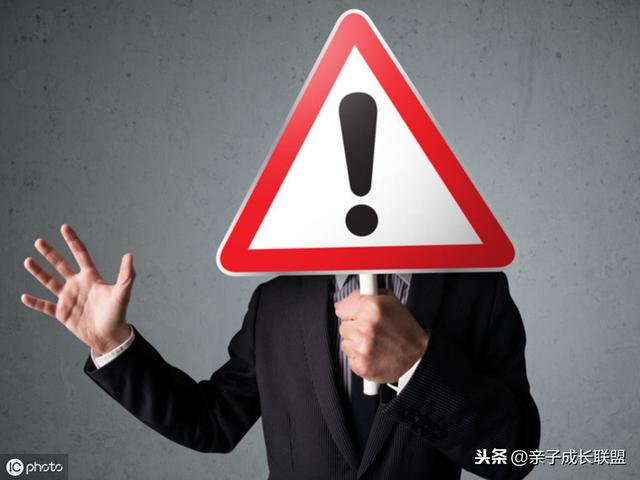 不想唠叨的家长，给孩子一个信号就够了