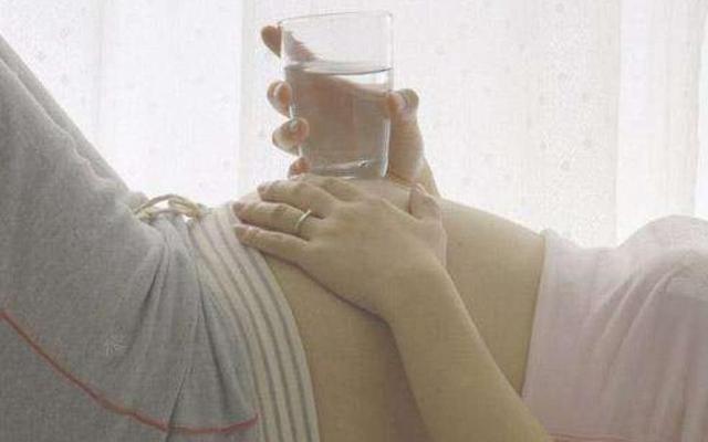 孕期保健：怀孕了肚子不舒服，孕妇应该吃些什么食物比较好？