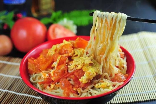 宝宝爱吃面，五种宝宝面食做法介绍，多种蔬菜营养丰富，收藏做