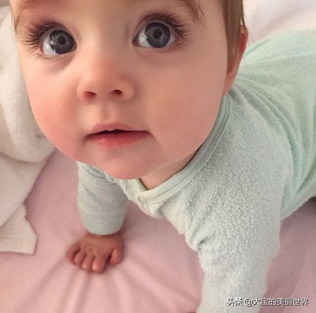 双眼皮宝宝是遗传爸爸还是妈妈？单眼皮会长成双眼皮吗？