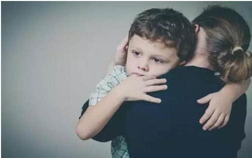 孩子见了生人,为什么不会“打招呼”?这才是真相!