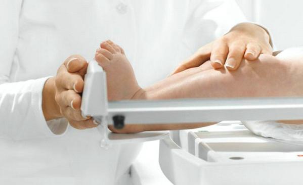 儿科医生:宝宝将来是否“大高个”,看这3个特征,占1个也好!