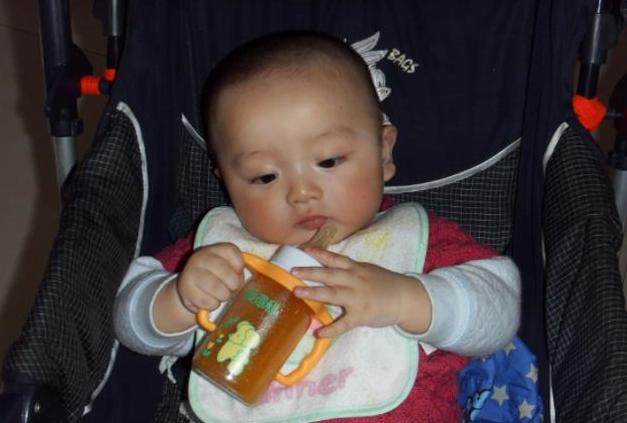别管家里啥条件，3种辅食也要多给孩子吃，不然体质差，爱生病！