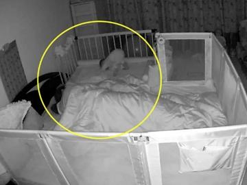 宝妈的一夜是怎样度过的？看完监控，网友：这个娃是在打怪兽吗