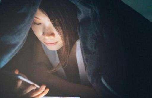 青春期的女孩别碰这些禁区，可能无缘大长腿，宝妈要好好监督