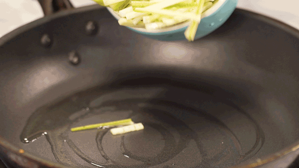 想让孩子四五月身高大进步，这个“似瓜似菜”的高钙食材不能错过