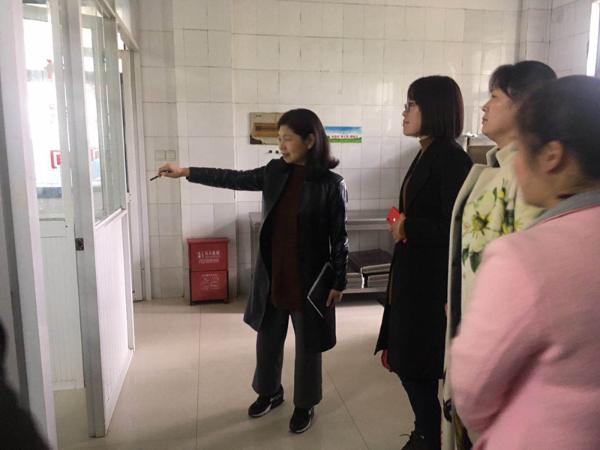 宝应望直港中心幼儿园：规范管理 均衡膳食