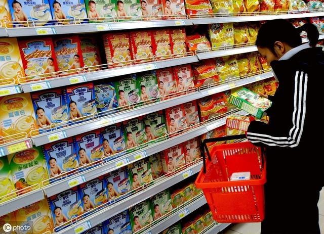 6个月宝宝辅食吃啥？辅食这么做简单有营养，这些辅食爸妈收好！