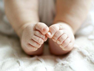 宝宝腹部抚触好处多，3种按摩手法宝妈学起来，宝宝喝奶好睡觉稳