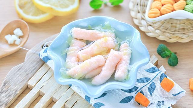 实用！7-24个月宝宝辅食喂养，妈妈照着做，再也不愁娃缺营养了！