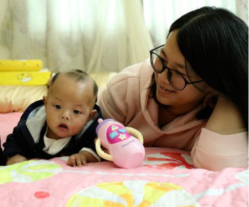 带娃别大意，2岁之前，这5种食物别碰，让孩子变“病秧子”！