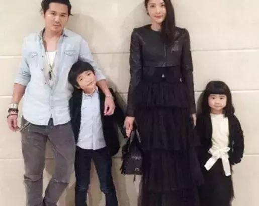 妈妈爱打扮和不爱打扮，孩子性格大不一样，越早知道越好