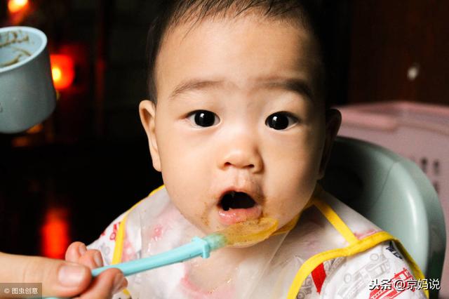 8个月宝宝，一天的辅食与奶怎么安排，可以吃哪些辅食？