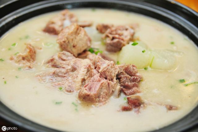 春天就别总给孩子喝骨头汤，多做这三道辅食，不油不腻还补锌补钙