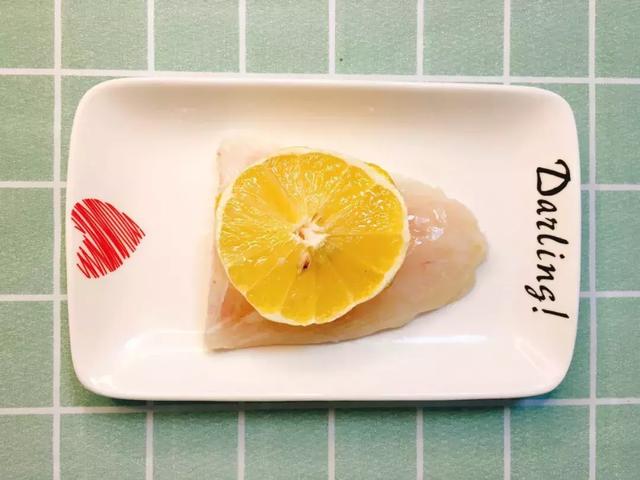 春意盎然，给宝宝来一份好看又补钙的辅食吧！