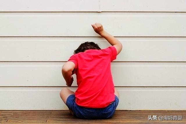 童年的安全感决定孩子一生的幸福，父母如何建立孩子的安全感？