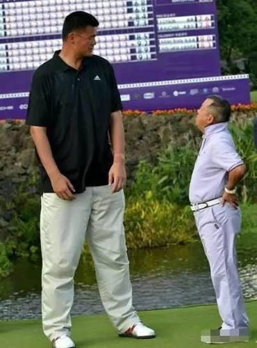 宝宝出生时体重越重，长大后身高就越高？今天终于知道答案了！