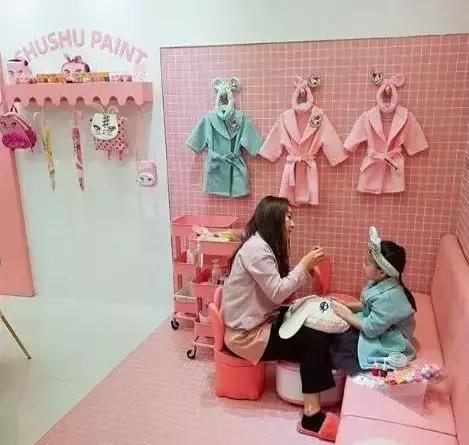 美容院进军幼儿园？家长该如何对孩子进行“美育”……