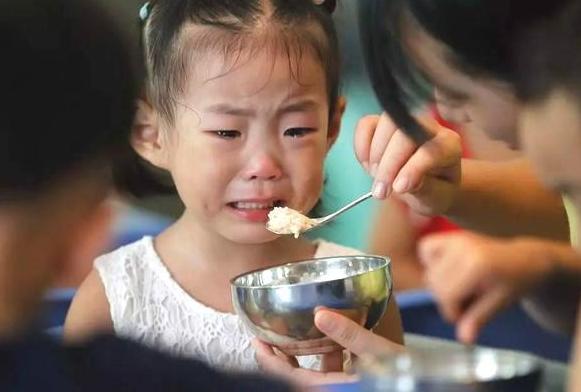 宝宝蹬被子、不吃饭？妈妈煮个水，分分钟清积食，娃蹭蹭长高5cm