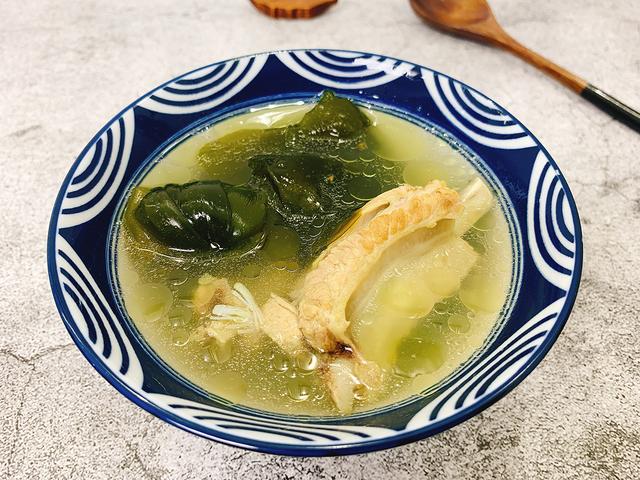 煲海带排骨汤，一定要记得加一点它，肉烂脱骨，海带软糯，更补钙