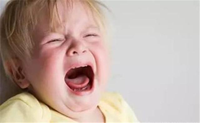 格格：孩子为什么窝里横出门怂？真相扎心了……
