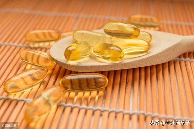 你给孩子吃的鱼肝油，过度也有副作用的，你知道吗？