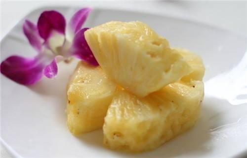 孕妇可以吃菠萝吗？孕期妈妈吃菠萝有哪些好处？应该注意些什么？