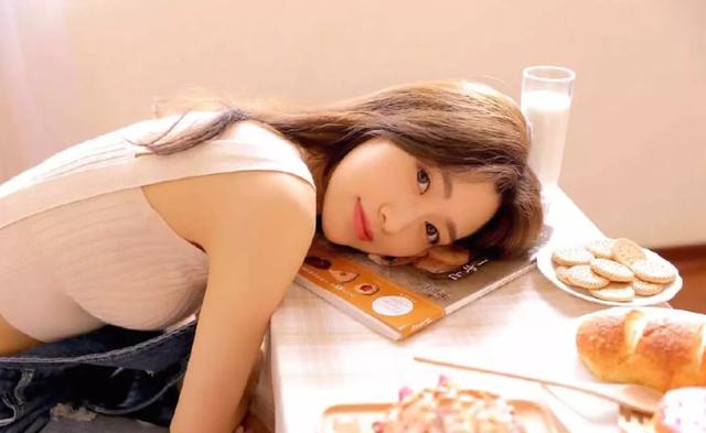 “爸爸，你为什么要压妈妈？”宝妈的一番话，成功化解了尴尬