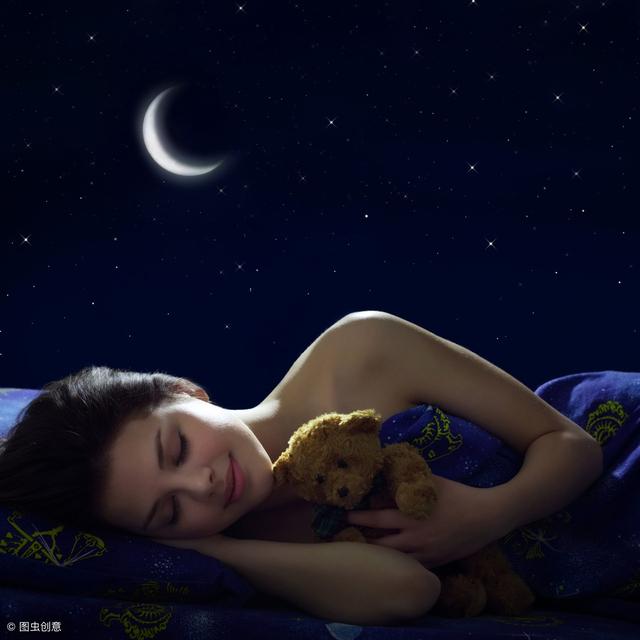 孕妇熬夜就是在虐待胎儿，这个时间点睡觉，对胎儿发育十分关键