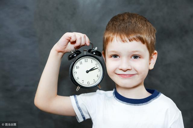 拖延症不是病，但磨蹭必须治，“3步走”培养麻溜利索的孩子