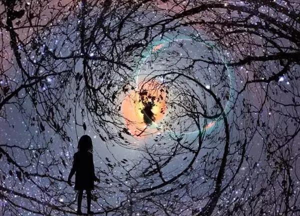 父母在孩子眼里是一道光，指明前进方向，若暗淡，他会不知所措？